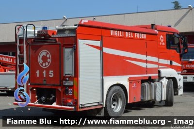 Man TGS 18.320 I serie
Vigili del Fuoco
Comando Provinciale di Parma
AutoBottePompa
Allestimento BAI
VF 28004
Parole chiave: Man TGS_18.320_Iserie VF28004