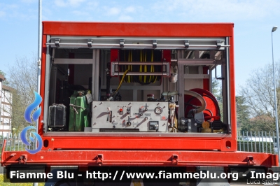 Iveco EuroCargo 150E30 4x4 III serie
Vigili del Fuoco
Comando Provinciale di Parma
Autocarro Scarrabile Allestimento Magirus-Molinari
VF28221
Parole chiave: Iveco EuroCargo_150E30_4x4_IIIserie VF28221