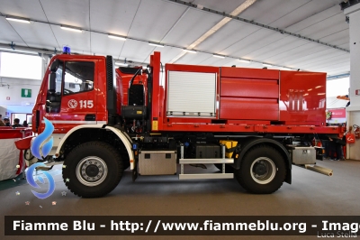 Iveco EuroCargo 150E30 4x4 III serie
Vigili del Fuoco
Comando Provinciale di Brescia
Autocarro Scarrabile Allestimento Magirus-Molinari
VF 28277
Parole chiave: Iveco EuroCargo_150E30_4x4_IIIserie VF28277 Reas_2018