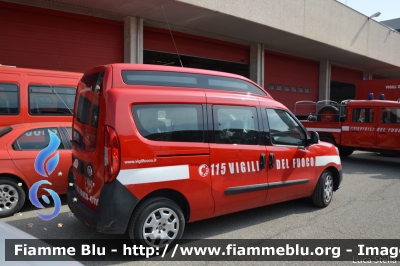 Fiat Doblò XL IV serie
Vigili del Fuoco
Comando Provinciale di Parma
Allestimento Focaccia
VF 28646
Parole chiave: Fiat Doblò_XL_IVserie VF28646