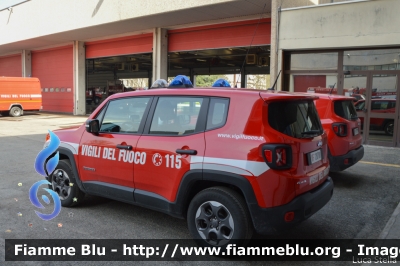 Jeep Renegade
Vigili del Fuoco
Comando Provinciale di Parma
VF 28788
Parole chiave: Jeep Renegade VF28788