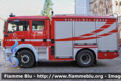 Man TGM 15.250 II serie
Vigili del Fuoco
Comando Provinciale di Ferrara
AutoPompaSerbatoio allestimento Bai
VF 29898
Parole chiave: Man TGM_15.250_IIserie VF29898 Santa_Barbara_2019