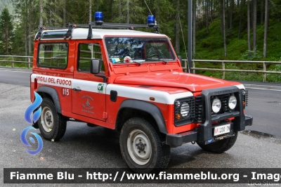 Land-Rover Defender 90
Vigili del Fuoco
Unione Distrettuale di Primiero
Corpo Volontario di San Martino di Castrozza (TN)
VF 2D0 TN
Parole chiave: Land-Rover Defender_90 VF2D0TN