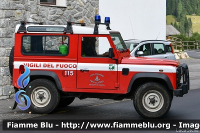 Land-Rover Defender 90
Vigili del Fuoco
Unione Distrettuale di Primiero
Corpo Volontario di San Martino di Castrozza (TN)
VF 2D0 TN
Parole chiave: Land-Rover Defender_90 VF2D0TN