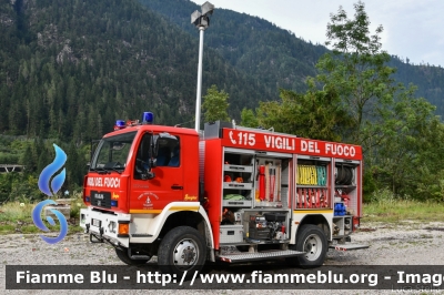 Man LE 14.280
Vigili del Fuoco
Unione Distrettuale di Primiero
Corpo Volontario di Canal San Bovo (TN)
Allestimento Ziegler
VF 2D8 TN
Parole chiave: Man LE_14.280 VF2D8TN