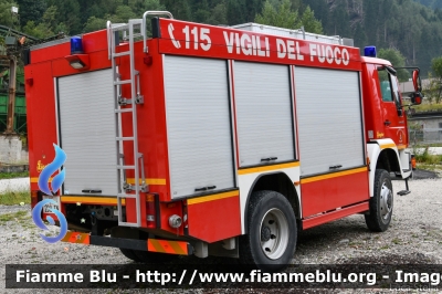 Man LE 14.280
Vigili del Fuoco
Unione Distrettuale di Primiero
Corpo Volontario di Canal San Bovo (TN)
Allestimento Ziegler
VF 2D8 TN
Parole chiave: Man LE_14.280 VF2D8TN