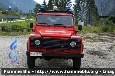 Land Rover Defender 110
Vigili del Fuoco
Unione Distrettuale di Primiero
Corpo Volontario di Canal San Bovo (TN)
VF 2E4 TN
Parole chiave: Land-Rover Defender_110 VF2E4TN