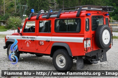 Land Rover Defender 110
Vigili del Fuoco
Unione Distrettuale di Primiero
Corpo Volontario di Canal San Bovo (TN)
VF 2E4 TN
Parole chiave: Land-Rover Defender_110 VF2E4TN