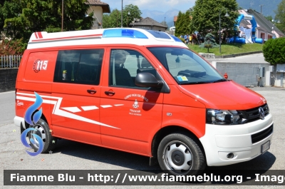 Volkswagen Transporter T5 restyle
Vigili del Fuoco
Distretto della Valsugana e Tesino
Corpo Volontario di Villa Agnedo (TN)
Allestimento Rosenbauer
VF 2J2 TN
Parole chiave: Volkswagen Transporter_T5_restyle VF2J2TN