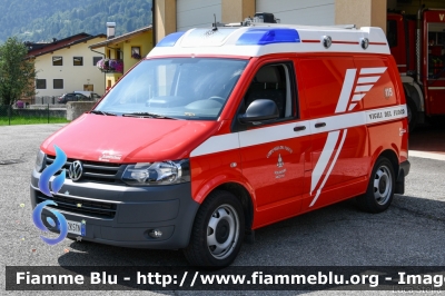 Volkswagen Transporter T5 restyle
Vigili del Fuoco
Unione Distrettuale di Primiero
Corpo Volontario di Mezzano (TN)
Allestimento Brandschutz
VF 2K5 TN
Parole chiave: Volkswagen Transporter_T5_restyle VF2K5TN