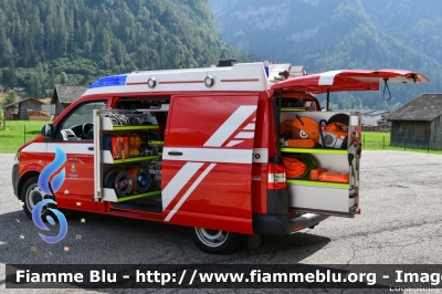 Volkswagen Transporter T5 restyle
Vigili del Fuoco
Unione Distrettuale di Primiero
Corpo Volontario di Mezzano (TN)
Allestimento Brandschutz
VF 2K5 TN
Parole chiave: Volkswagen Transporter_T5_restyle VF2K5TN