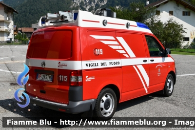 Volkswagen Transporter T5 restyle
Vigili del Fuoco
Unione Distrettuale di Primiero
Corpo Volontario di Mezzano (TN)
Allestimento Brandschutz
VF 2K5 TN
Parole chiave: Volkswagen Transporter_T5_restyle VF2K5TN