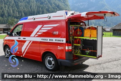 Volkswagen Transporter T5 restyle
Vigili del Fuoco
Unione Distrettuale di Primiero
Corpo Volontario di Mezzano (TN)
Allestimento Brandschutz
VF 2K5 TN
Parole chiave: Volkswagen Transporter_T5_restyle VF2K5TN