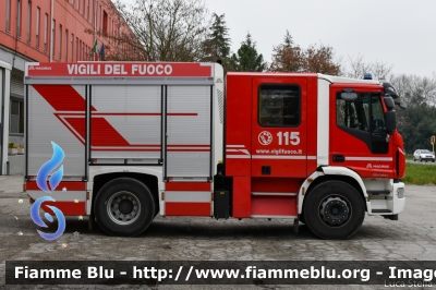 Iveco EuroCargo MaxiCity 180E30 IV serie
Vigili del Fuoco
Comando Provinciale di Ravenna
AutoPompaSerbatoio allestimento Magirus
VF 30223
Parole chiave: Iveco EuroCargo_MaxiCity_180E30_IVserie VF30223