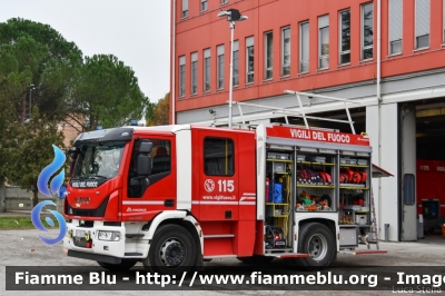 Iveco EuroCargo MaxiCity 180E30 IV serie
Vigili del Fuoco
Comando Provinciale di Ravenna
AutoPompaSerbatoio allestimento Magirus
VF 30223
Parole chiave: Iveco EuroCargo_MaxiCity_180E30_IVserie VF30223