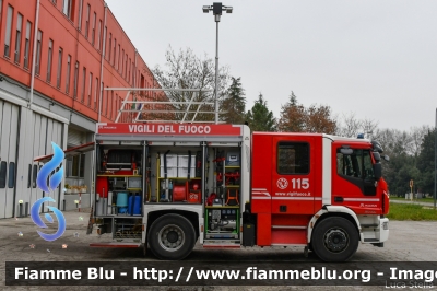 Iveco EuroCargo MaxiCity 180E30 IV serie
Vigili del Fuoco
Comando Provinciale di Ravenna
AutoPompaSerbatoio allestimento Magirus
VF 30223
Parole chiave: Iveco EuroCargo_MaxiCity_180E30_IVserie VF30223