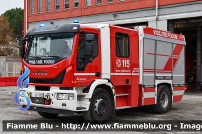 Iveco EuroCargo MaxiCity 180E30 IV serie
Vigili del Fuoco
Comando Provinciale di Ravenna
AutoPompaSerbatoio allestimento Magirus
VF 30223
Parole chiave: Iveco EuroCargo_MaxiCity_180E30_IVserie VF30223