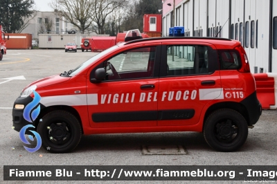 Fiat Nuova Panda 4x4 II serie
Vigili del Fuoco
Comando Provinciale di Ravenna
VF 30447
Parole chiave: Fiat Nuova_Panda_4x4_IIserie VF30447