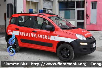 Fiat Nuova Panda 4x4 II serie
Vigili del Fuoco
Comando Provinciale di Ravenna
VF 30447
Parole chiave: Fiat Nuova_Panda_4x4_IIserie VF30447