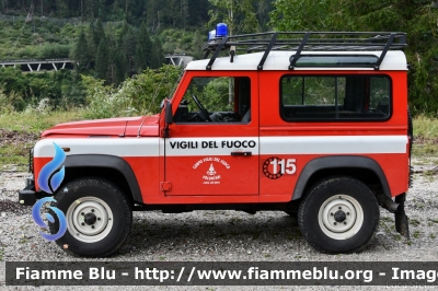 Land Rover Defender 90
Vigili del Fuoco
Unione Distrettuale di Primiero
Corpo Volontario di Canal San Bovo (TN)
VF 3D0 TN
Parole chiave: Land-Rover Defender_90 VF3D0TN