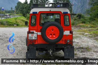 Land Rover Defender 90
Vigili del Fuoco
Unione Distrettuale di Primiero
Corpo Volontario di Canal San Bovo (TN)
VF 3D0 TN
Parole chiave: Land-Rover Defender_90 VF3D0TN