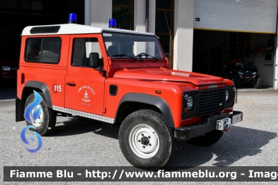 Land-Rover Defender 90
Vigili del Fuoco
Unione Distrettuale Alto Garda e Ledro
Corpo Volontario di Molina di Ledro
VF 3D6 TN
Parole chiave: Land-Rover Defender_90 VF3D6TN