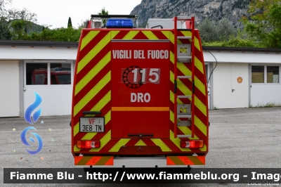 Mercedes-Benz Sprinter 4x4 III Serie
Vigili del Fuoco
Unione Distrettuale Alto Garda e Ledro
Corpo Volontario di Dro
Allestimento Kofler Fahrzeugbau
VF 3E8 TN
Parole chiave: Mercedes-Benz Sprinter_4x4_IIISerie VF3E8TN