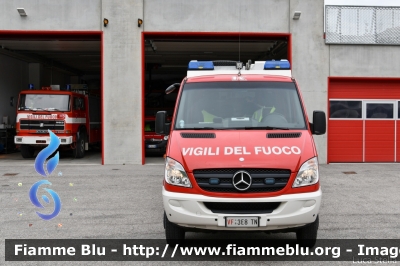 Mercedes-Benz Sprinter 4x4 III Serie
Vigili del Fuoco
Unione Distrettuale Alto Garda e Ledro
Corpo Volontario di Dro
Allestimento Kofler Fahrzeugbau
VF 3E8 TN
Parole chiave: Mercedes-Benz Sprinter_4x4_IIISerie VF3E8TN