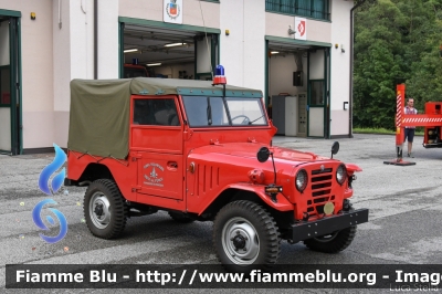 Alfa Romeo Matta
Vigili del Fuoco
Unione Distrettuale di Primiero
Corpo Volontario del Consorzio del Primiero (TN)
VFs 4F7 TN
Parole chiave: Alfa-Romeo Matta VFs4F7TN VF4T7TN