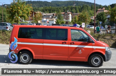 Volkswagen Transporter T5
Vigili del Fuoco
Distretto della Vallagarina
Corpo Volontario di Folgaria (TN)
VF 4H9 TN
Parole chiave: Volkswagen Transporter_T5 VF4H9TN