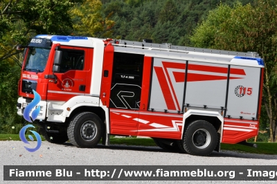 Man TGM 18.340 4x4 II serie
Vigili del Fuoco
Unione distrettuale di Mezzolombardo
Corpo Volontario di Molveno (TN)
Allestimento Brandus Rosenbauer
VF 5D0 TN
Parole chiave: Man TGM_18.340_4x4_IIserie VF5D0TN