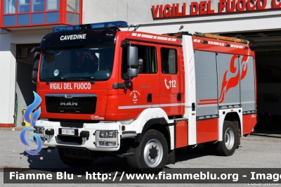 Man TGM 13.290 4x4 II serie
Vigili del Fuoco
Unione Distrettuale di Trento
Corpo Volontario di Cavedine (TN)
Allestimento Kofler Fahrzeugbau
VF 5D1 TN
Parole chiave: Man TGM_13.290_4x4_IIserie VF5D1TN