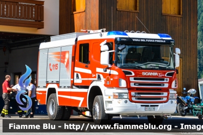 Scania P400 4x4 I serie
Vigili del Fuoco
Unione Distrettuale delle Giudicarie
Corpo Volontario di Pinzolo (TN)
Allestimento Rosenbauer-Brandschutz
VF 5E2 TN
Parole chiave: Scania P400_4x4_Iserie VF5E2TN