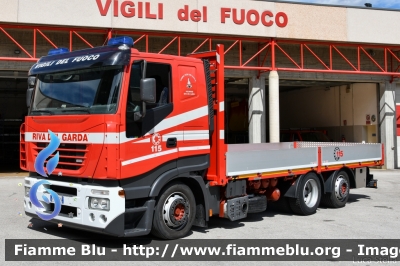 Iveco Stralis AS I serie
Vigili del Fuoco
Unione Distrettuale Alto Garda e Ledro
Corpo Volontario di Riva del Garda
VF 5H2 TN
Parole chiave: Iveco Stralis_AS_Iserie VF5H2TN