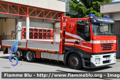 Iveco Stralis AS I serie
Vigili del Fuoco
Unione Distrettuale Alto Garda e Ledro
Corpo Volontario di Riva del Garda
VF 5H2 TN
Parole chiave: Iveco Stralis_AS_Iserie VF5H2TN