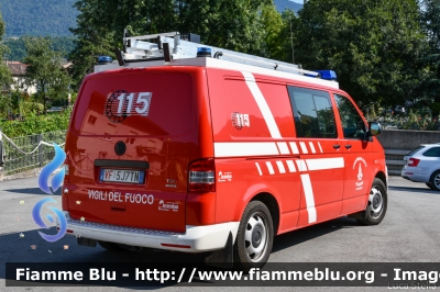 Volkswagen Transporter T5 Restyle
Vigili del Fuoco
Distretto di Pergine Valsugana
Corpo Volontario di Caldonazzo (TN)
Polisoccorso allestimento Brandshutz
Carro soccorso
VF 5J7 TN
Parole chiave: Volkswagen Transporter_T5_Restyle VF5J7TN