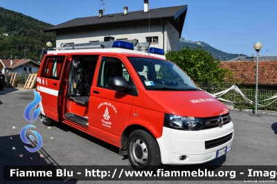 Volkswagen Transporter T5 Restyle
Vigili del Fuoco
Distretto di Pergine Valsugana
Corpo Volontario di Caldonazzo (TN)
Polisoccorso allestimento Brandshutz
Carro soccorso
VF 5J7 TN
Parole chiave: Volkswagen Transporter_T5_Restyle VF5J7TN