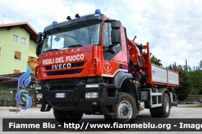 Iveco Trakker 4x4 II serie
Vigili del Fuoco
Unione Distrettuale di Fondo
Distaccata al Corpo Volontario di Ronzone (TN)
Allestimento Iveco-Magirus
VF 5K7 TN
Parole chiave: Iveco Trakker_4x4_IIserie VF5K7TN