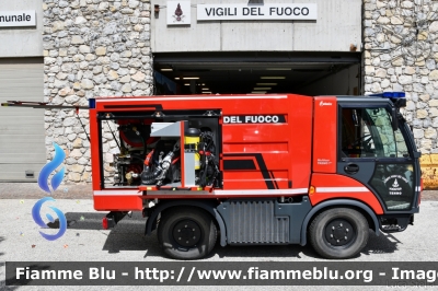 Multicar Tremo T*
Vigili del Fuoco
Unione Distrettuale Alto Garda e Ledro
Corpo Volontario di Tenno
Allestimento Fulmix
VF 6D4 TN
Parole chiave: Multicar Tremo_T* VF6d4TN