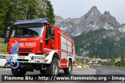 Iveco EuroFire 140E28 4x4 II serie
Vigili del Fuoco
Unione Distrettuale di Primiero
Corpo Volontario di San Martino di Castrozza (TN)
Allestimento Iveco-Magirus
VF 7A9 TN
Parole chiave: Iveco EuroFire_140E28_4x4_IIserie VF7A9TN