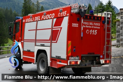 Iveco EuroFire 140E28 4x4 II serie
Vigili del Fuoco
Unione Distrettuale di Primiero
Corpo Volontario di San Martino di Castrozza (TN)
Allestimento Iveco-Magirus
VF 7A9 TN 
Parole chiave: Iveco EuroFire_140E28_4x4_IIserie VF7A9TN