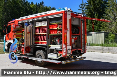 Mercedes-Benz Arocs 1843 4x4
Vigili del Fuoco
Distretto di Trento
Corpo Volontario di Lavarone (TN)
Allestimento Kofler
VF 7D4 TN
Parole chiave: Mercedes-Benz Arocs_1843_4x4 VF7D4TN