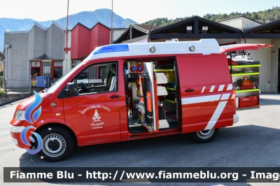 Volkswagen Transporter T5
Vigili del Fuoco
Distretto di Pergine Valsugana
Corpo Volontario di Caldonazzo (TN)
Polisoccorso allestimento Brandshutz-Rosenbauer
VF 7H4 TN
Parole chiave: Volkswagen Transporter_T5 VF7H4TN