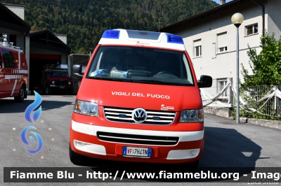 Volkswagen Transporter T5
Vigili del Fuoco
Distretto di Pergine Valsugana
Corpo Volontario di Caldonazzo (TN)
Polisoccorso allestimento Brandshutz-Rosenbauer
VF 7H4 TN
Parole chiave: Volkswagen Transporter_T5 VF7H4TN