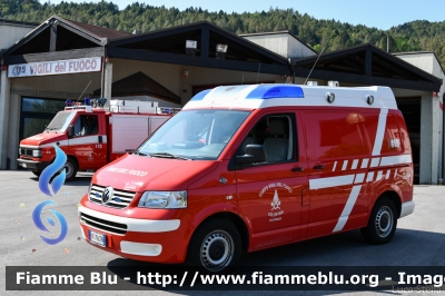 Volkswagen Transporter T5
Vigili del Fuoco
Distretto di Pergine Valsugana
Corpo Volontario di Caldonazzo (TN)
Polisoccorso allestimento Brandshutz-Rosenbauer
VF 7H4 TN
Parole chiave: Volkswagen Transporter_T5 VF7H4TN