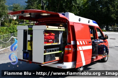 Volkswagen Transporter T5
Vigili del Fuoco
Distretto di Pergine Valsugana
Corpo Volontario di Caldonazzo (TN)
Polisoccorso allestimento Brandshutz-Rosenbauer
VF 7H4 TN
Parole chiave: Volkswagen Transporter_T5 VF7H4TN