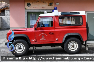 Land Rover Defender 90
Vigili del Fuoco
Unione Distrettuale Alto Garda e Ledro
Corpo Volontario di Tiarno di Sopra
VF 8C9 TN
Parole chiave: Land-Rover Defender_90 VF8C9TN