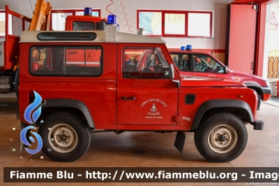 Land Rover Defender 90
Vigili del Fuoco
Unione Distrettuale Alto Garda e Ledro
Corpo Volontario di Tiarno di Sopra
VF 8C9 TN
Parole chiave: Land-Rover Defender_90 VF8C9TN