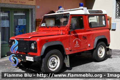 Land Rover Defender 90
Vigili del Fuoco
Unione Distrettuale Alto Garda e Ledro
Corpo Volontario di Tiarno di Sopra
VF 8C9 TN
Parole chiave: Land-Rover Defender_90 VF8C9TN