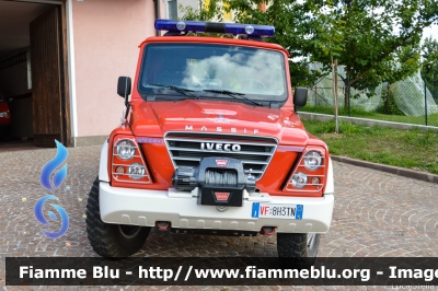 Iveco Massif
Vigili del Fuoco
Distretto di Fondo
Corpo Volonatrio di Malgolo (TN)
Allestimento Iveco Magirus
VF 8H3 TN
Parole chiave: Iveco Massif VF8H3TN